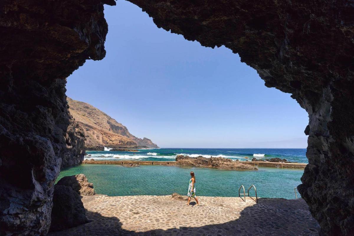Primera Linea En Piscinas Naturales. Appartement *